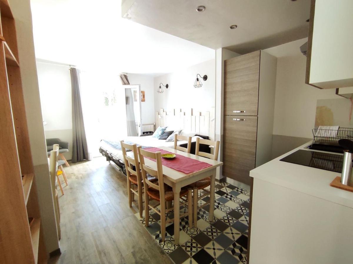 Aparthotel Logis Le Nid Du Pont De Gau Saintes-Maries-de-la-Mer Zewnętrze zdjęcie