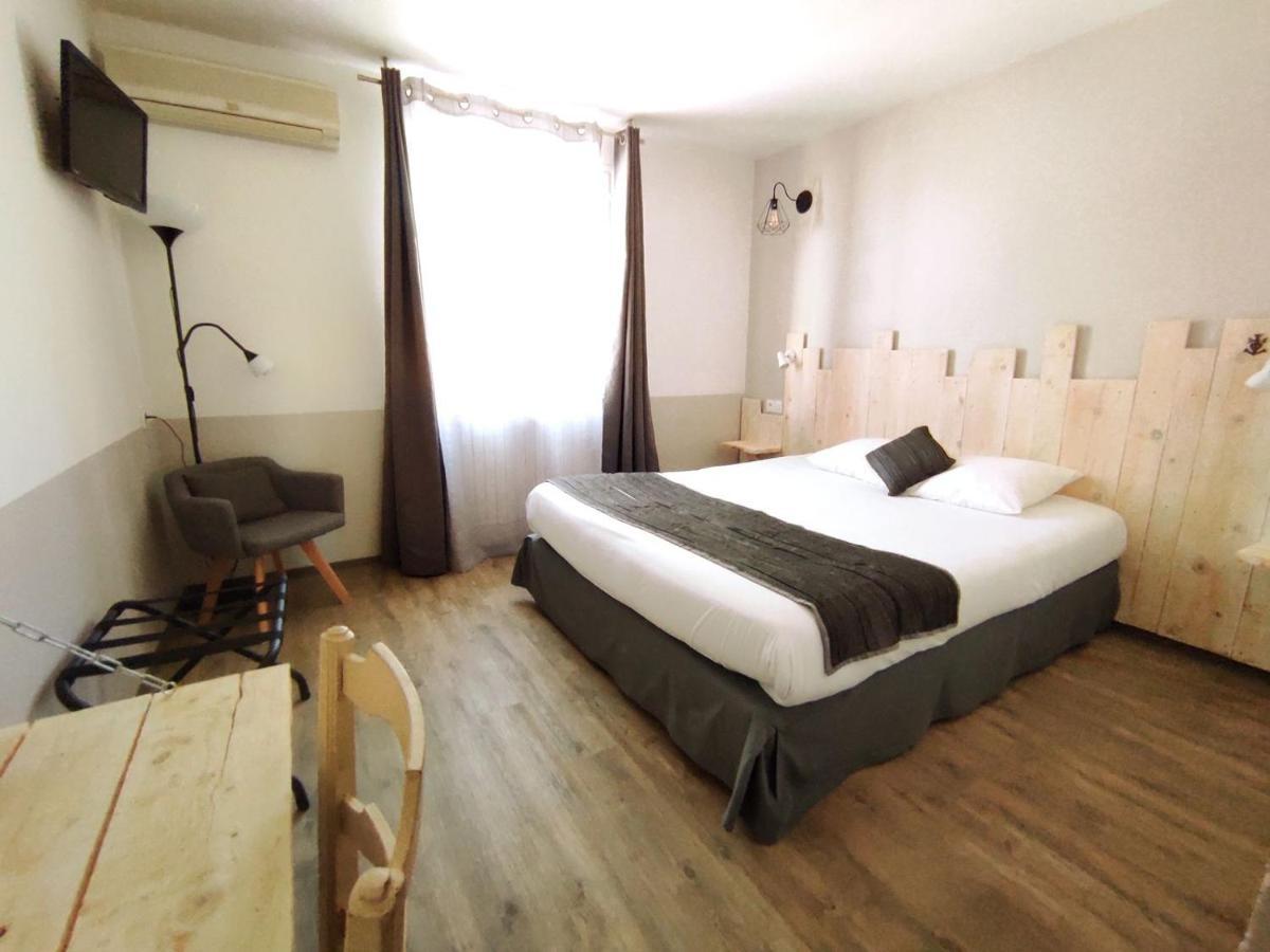 Aparthotel Logis Le Nid Du Pont De Gau Saintes-Maries-de-la-Mer Zewnętrze zdjęcie