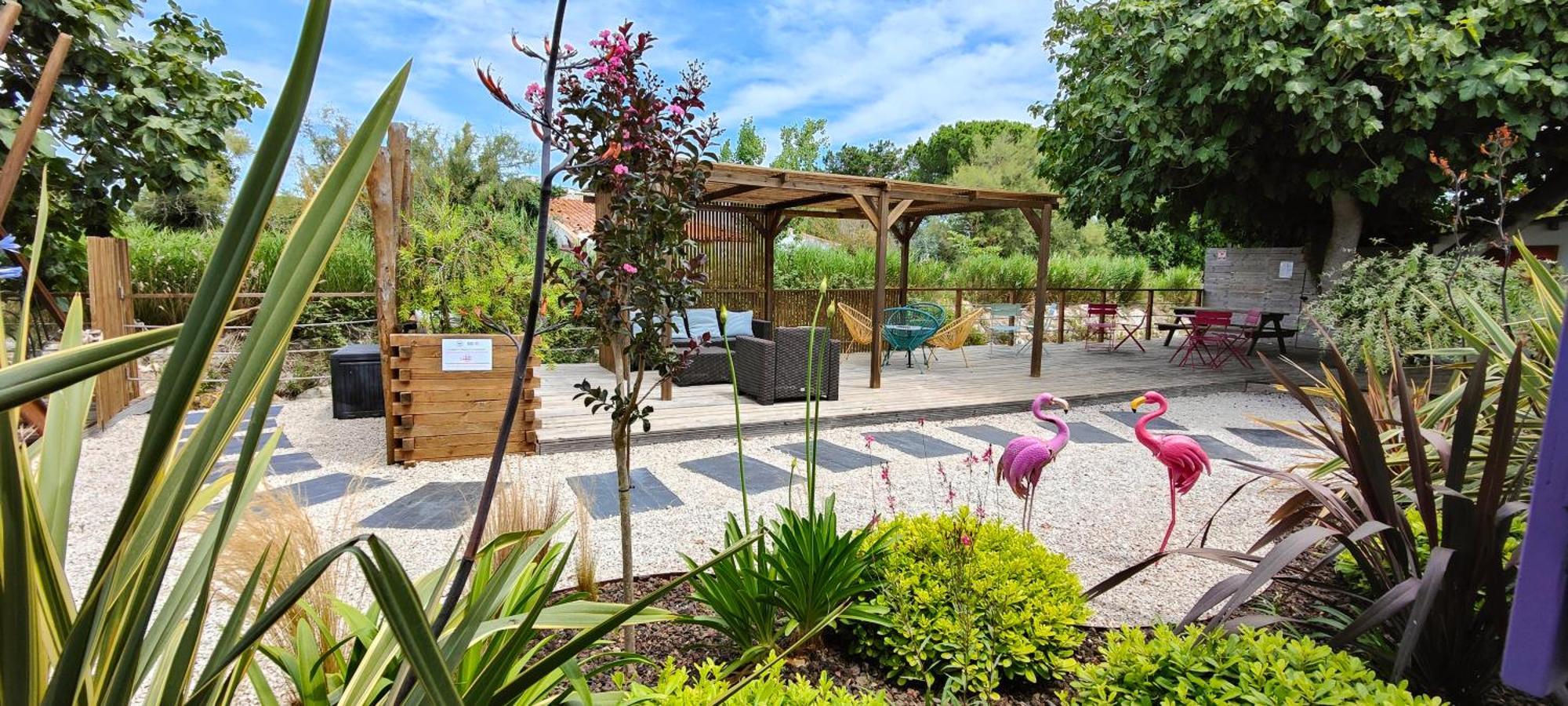 Aparthotel Logis Le Nid Du Pont De Gau Saintes-Maries-de-la-Mer Zewnętrze zdjęcie